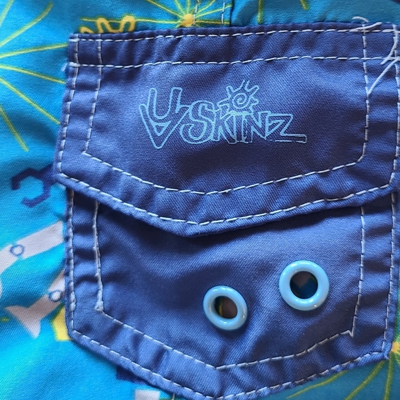 Robot print UV Skinz swim trunks - Picture 4 of 4